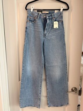 Levi's Light Blue Denim Ribcage Wide Leg Jeans 26